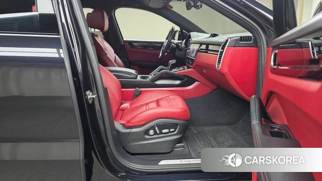 Porsche Cayenne (PO536) 2020 Черный из Кореи, фото 2