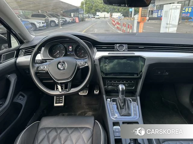 Volkswagen Magotan PHEV 2021 Черный из Китая, фото 2