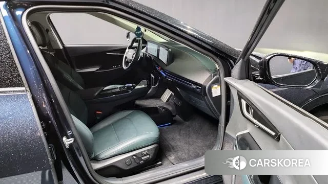 Kia EV6 2023 Синий из Кореи, фото 2