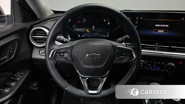 Chevrolet (GM Daewoo) Trax Crossover 2024 Белый из Кореи, фото 2