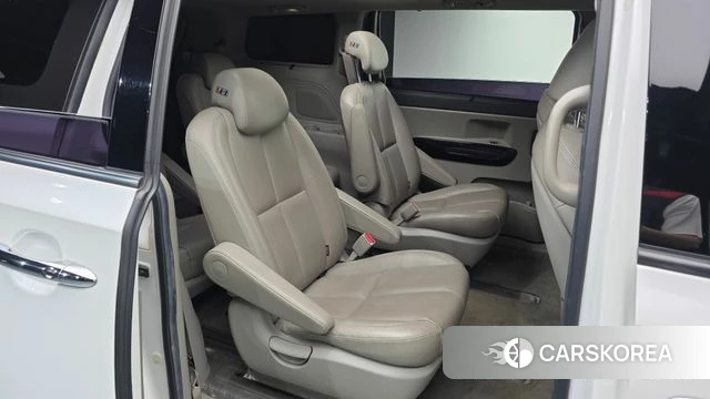 Kia The New Carnival 2019 Белый из Кореи, фото 2
