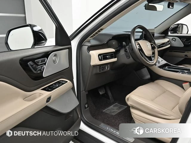 Lincoln Aviator 2nd generation 2020 Белый из Кореи, фото 2