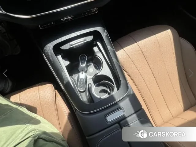 Mercedes-Benz E-Class W214 2024 Белый из Кореи, фото 2