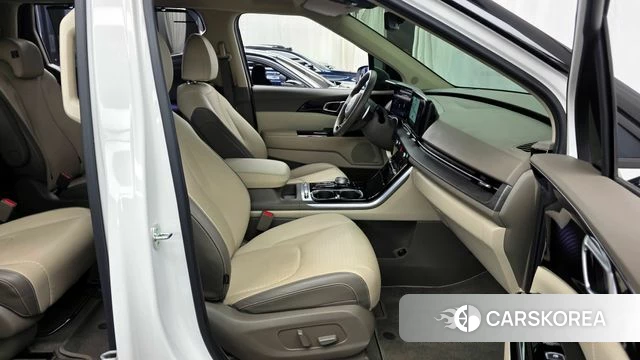 Kia Carnival 4th generation 2023 Белый из Кореи, фото 2