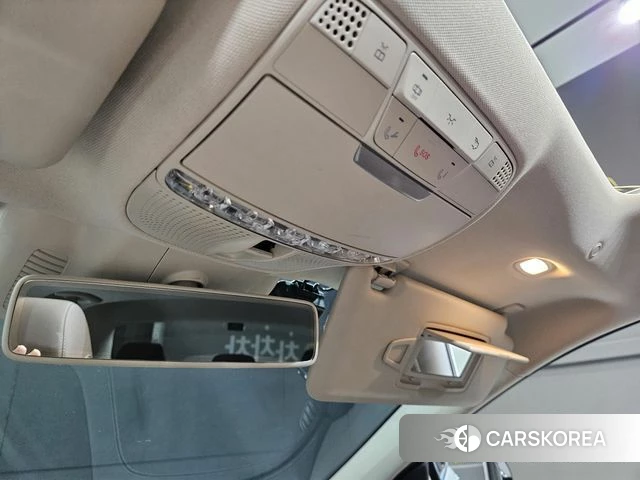 Mercedes-Benz E-Class W213 2018 Белый из Кореи, фото 2