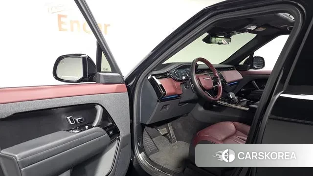 Land Rover Range Rover Sport 3rd Generation 2024 Черный из Кореи, фото 2