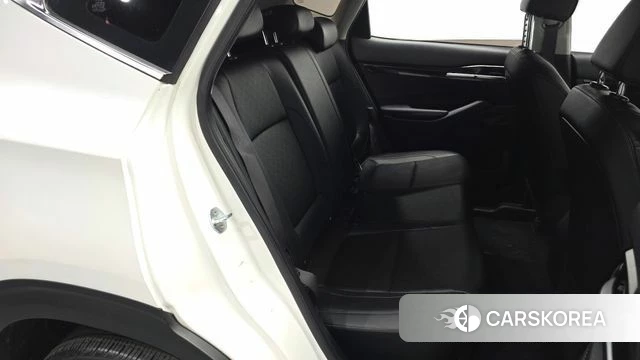 Kia Seltos 2022 Белый из Кореи, фото 2