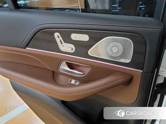 Mercedes-Benz GLE-Class W167 2025 Белый из Кореи, фото 2