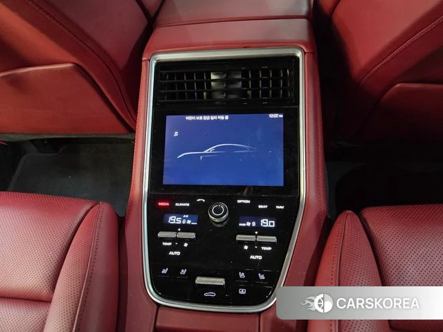 Porsche Panamera (971) 2019 Черный из Кореи, фото 2