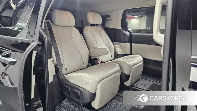 Kia Carnival 4th generation 2023 Черный из Кореи, фото 2
