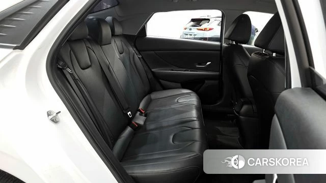 Hyundai Avante (CN7) 2022 Белый из Кореи, фото 2