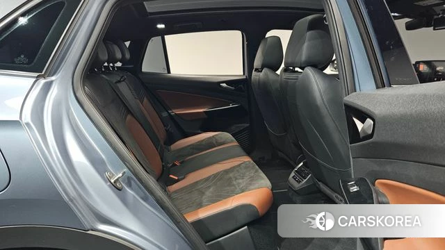 Volkswagen ID.4 2023 Синий из Кореи, фото 2