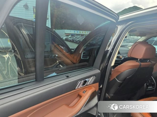 BMW X5 (G05) 2021 Черный из Кореи, фото 2