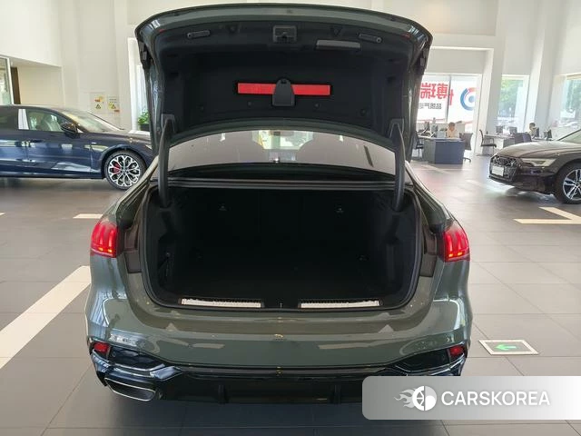 Audi A5L 2026 Зеленый из Китая, фото 2