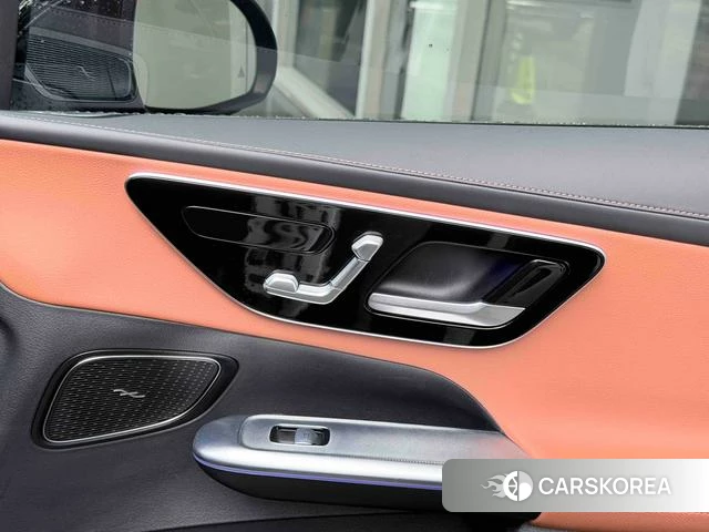 Mercedes-Benz GLC PHEV 2024 Черный из Китая, фото 2