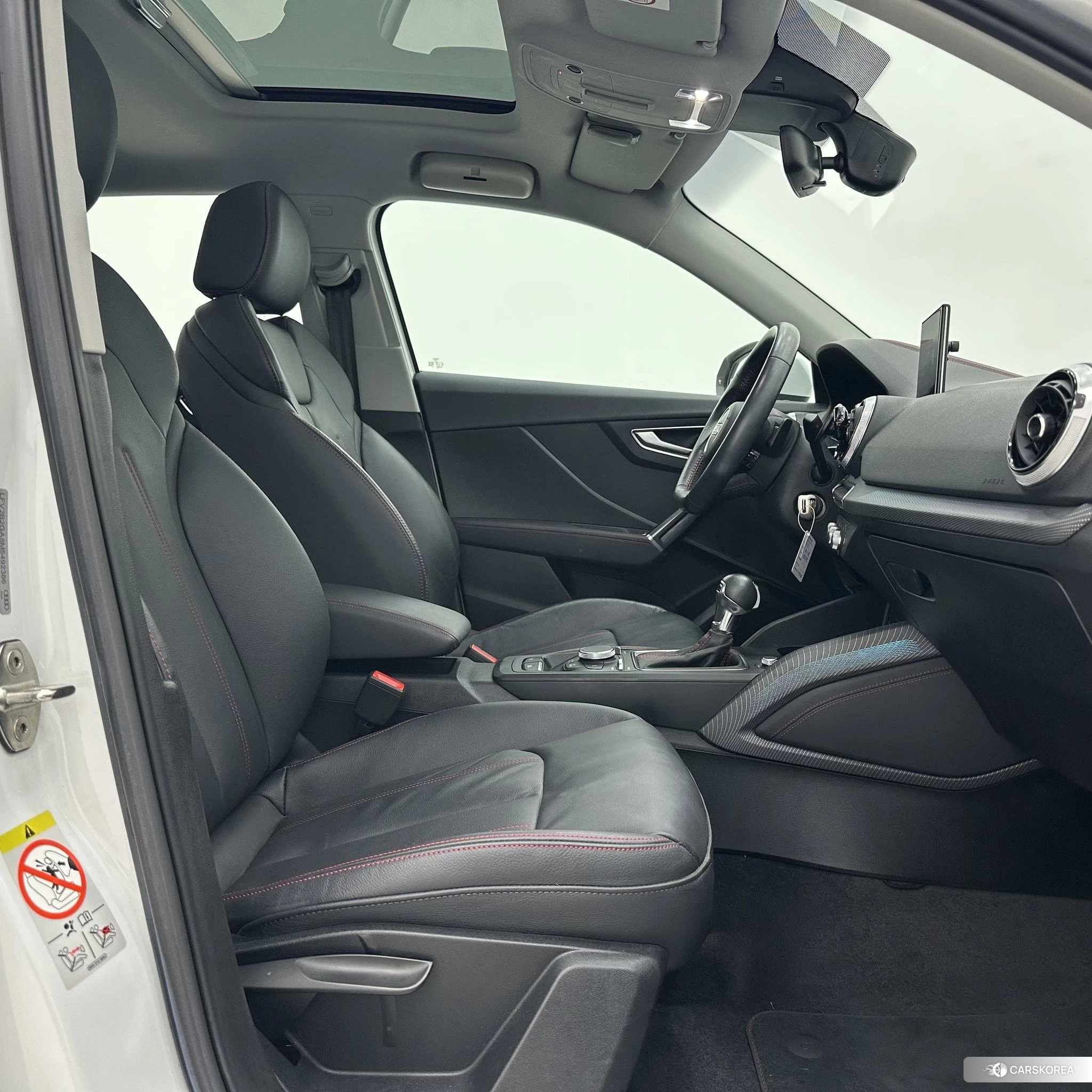 Audi Q2L 2021 Белый из Китая, фото 2