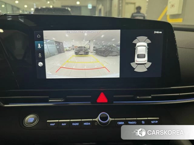 Hyundai The New Avante (CN7) 2024 Белый из Кореи, фото 2