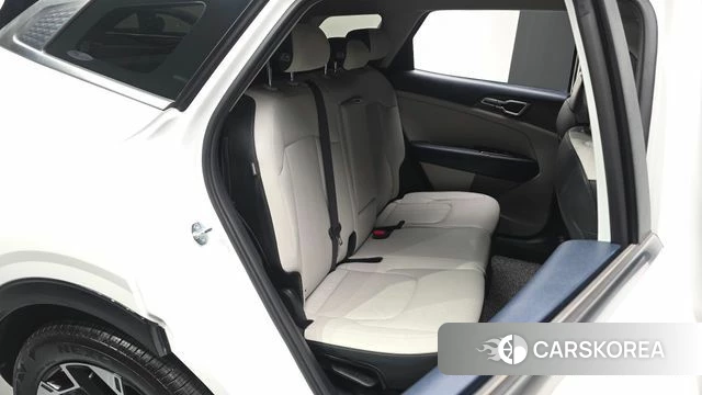 Kia Sportage 5th Generation 2024 Белый из Кореи, фото 2