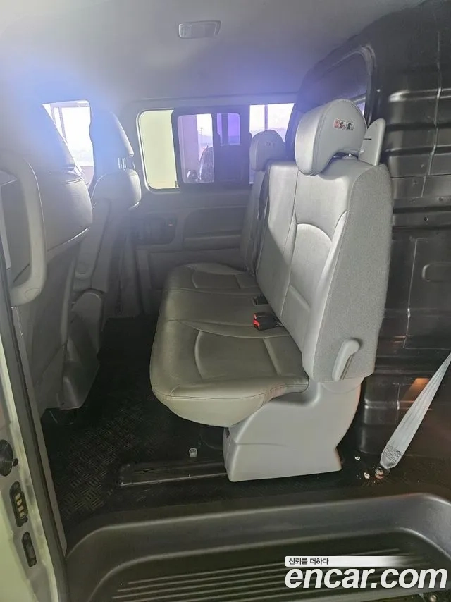 Hyundai Grand Starex 2018 Серебряный из Кореи, фото 2