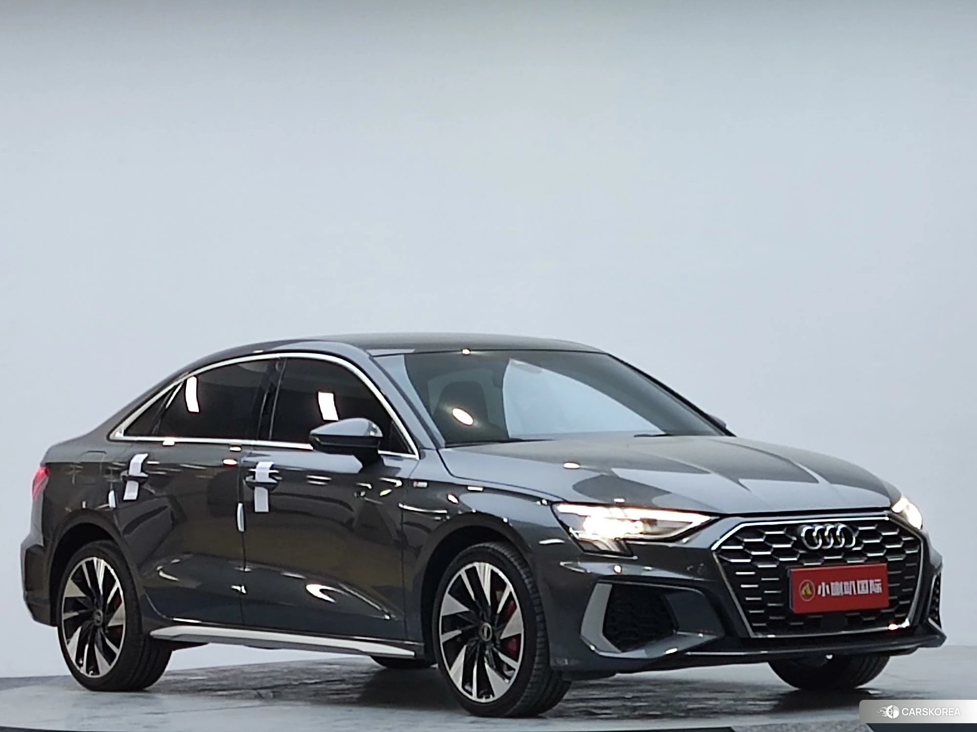 Audi A3 2023 Темно-серый из Китая, фото 2