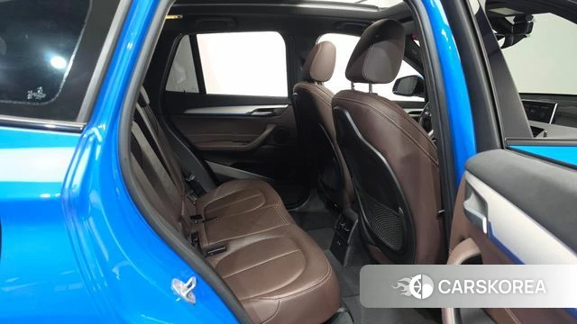 BMW X1 (F48) 2021 Синий из Кореи, фото 2