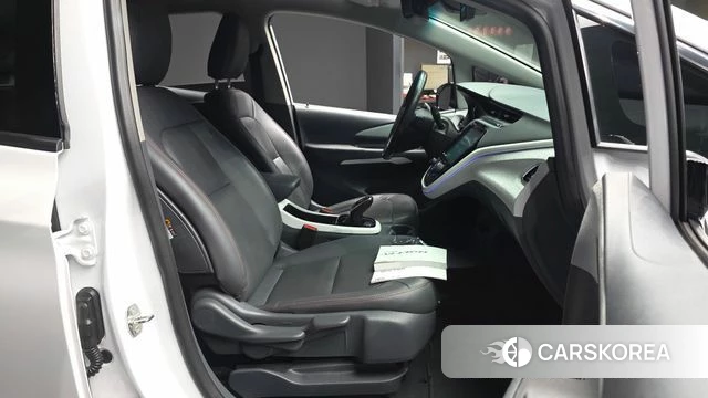 Chevrolet (GM Daewoo) Bolt EV 2020 Белый из Кореи, фото 2