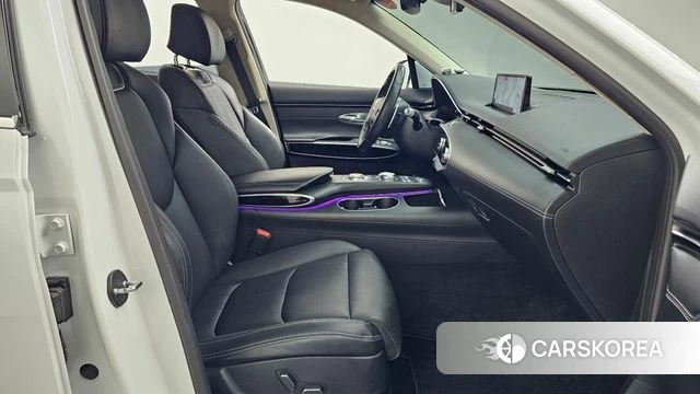 Genesis GV70 2021 Белый из Кореи, фото 2