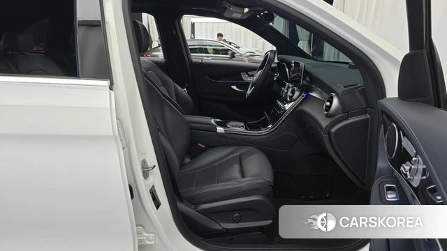 Mercedes-Benz GLC-Class X253 2020 Белый из Кореи, фото 2