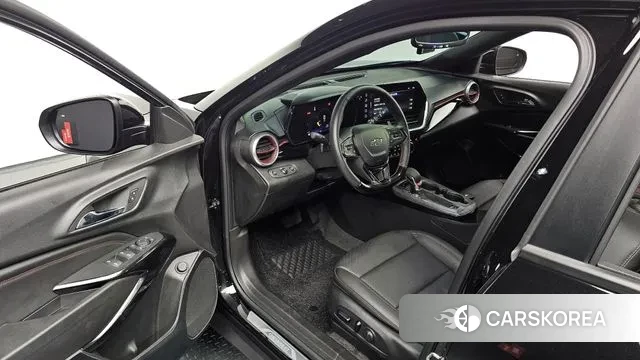 Chevrolet (GM Daewoo) Trax Crossover 2023 Черный из Кореи, фото 2