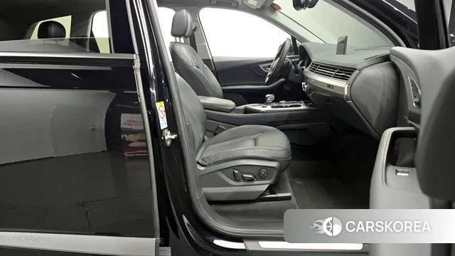 Audi Q7 (4M) 2019 Черный из Кореи, фото 2