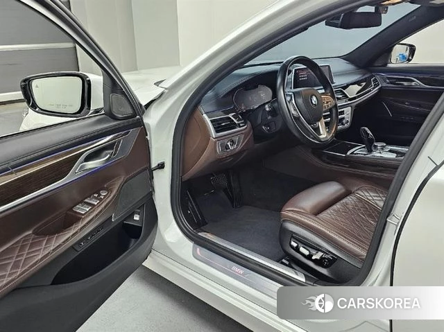 BMW 7 Series (G11) 2019 Белый из Кореи, фото 2