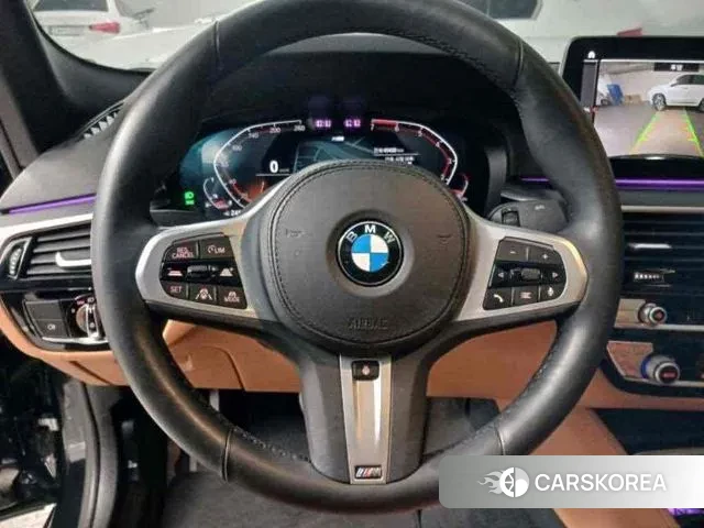 BMW 5 Series (G30) 2021 Черный из Кореи, фото 2