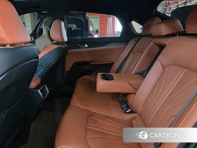 Kia The New K5 Hybrid 3rd generation 2025 Белый из Кореи, фото 2