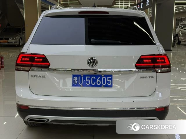 Volkswagen Tourang 2018 Белый из Китая, фото 2