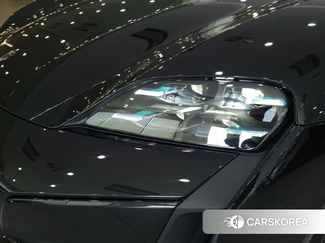 Porsche Taycan 2025 Черный из Кореи, фото 2