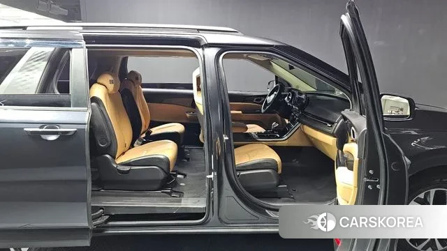 Kia Carnival 4th generation 2021 Серый из Кореи, фото 2