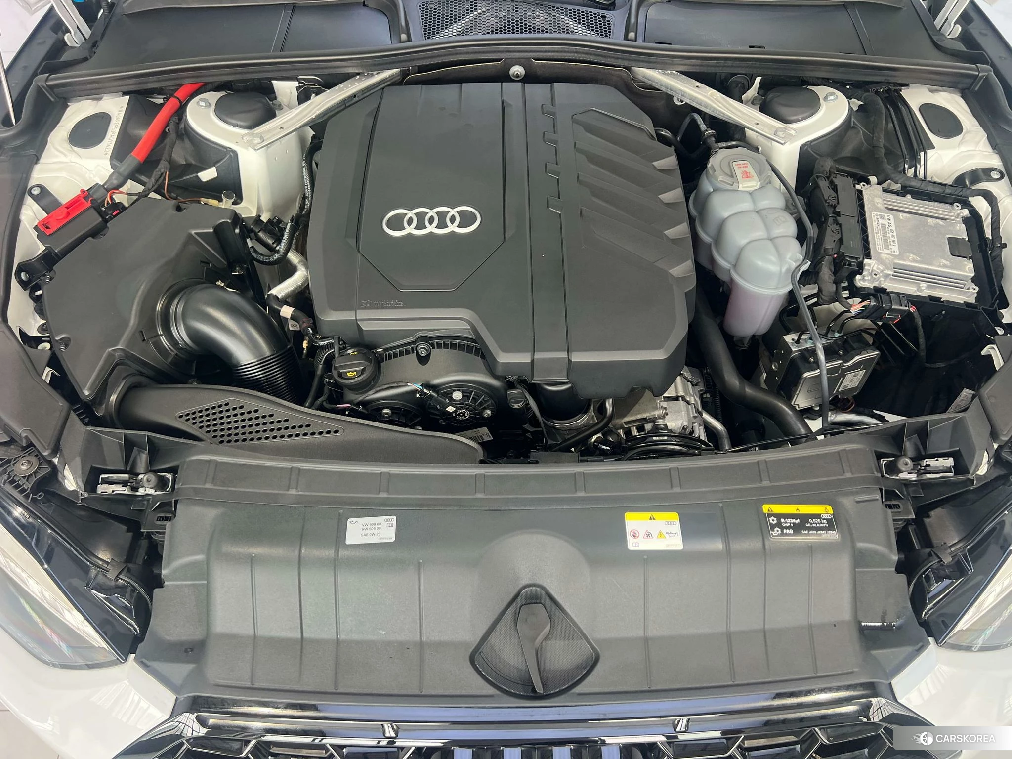 Audi A5 2023 Белый из Китая, фото 2