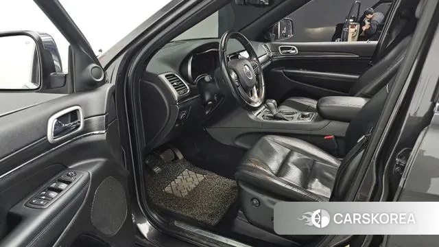 Jeep Grand Cherokee 2019 Серый из Кореи, фото 2