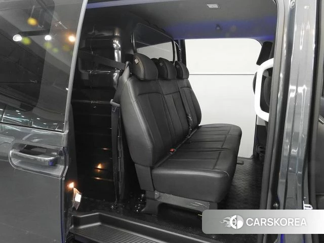 Hyundai Staria 2024 Серый из Кореи, фото 2