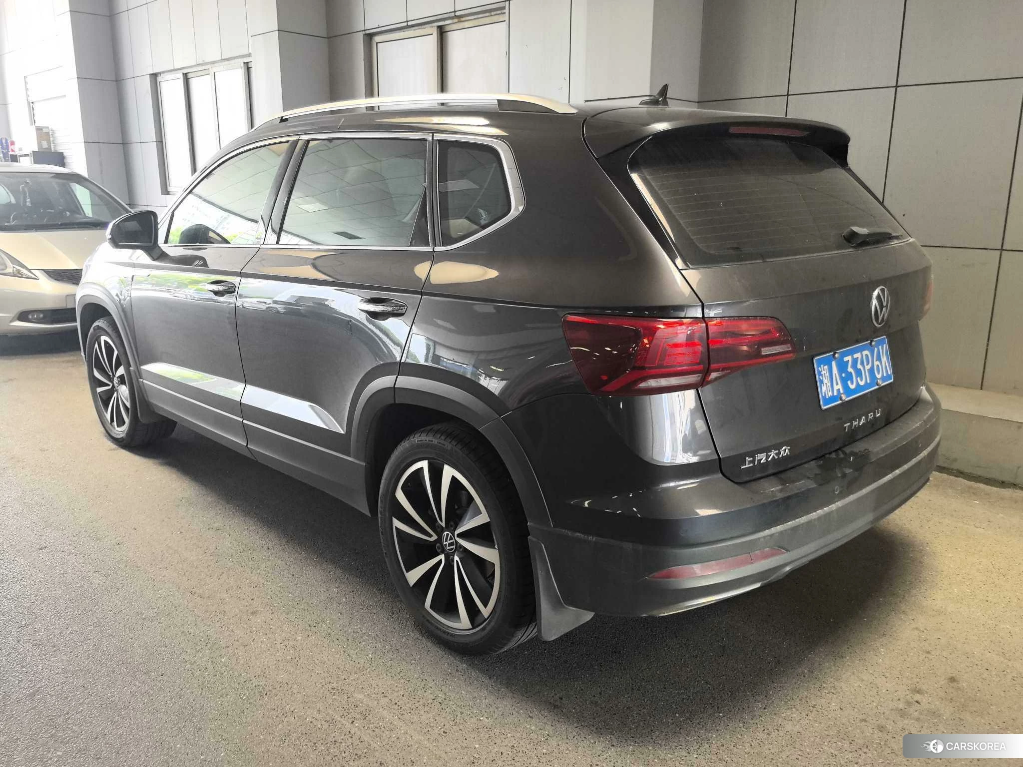 Volkswagen Tuyue 2020 Темно-серый из Китая, фото 2