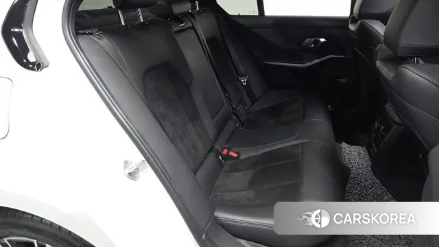 BMW 3 Series (G20) 2021 Белый из Кореи, фото 2