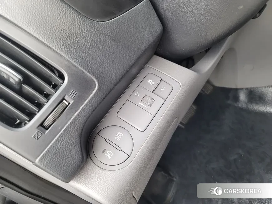 Hyundai The New Grand Starex 2018 Серебряный из Кореи, фото 2