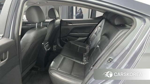 Hyundai Avante AD 2018 Серый из Кореи, фото 2
