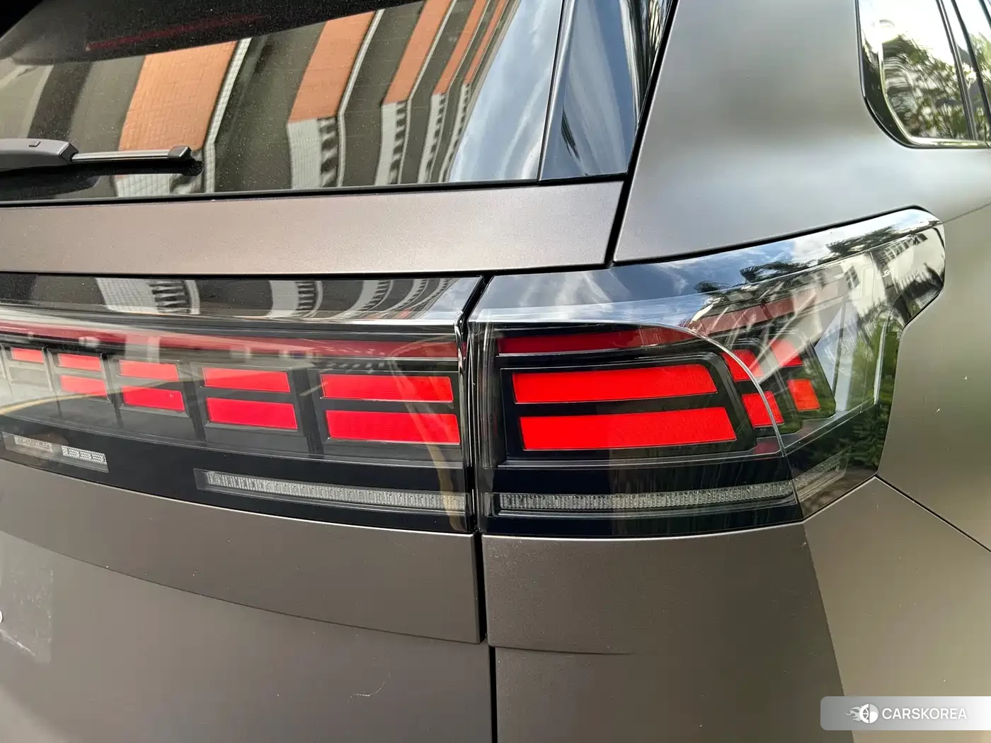 Volkswagen Touareg 2026 Champagne/brown из Китая, фото 2