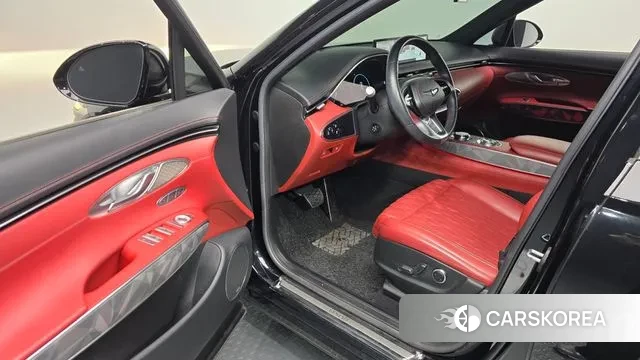 Genesis GV70 2021 Черный из Кореи, фото 2