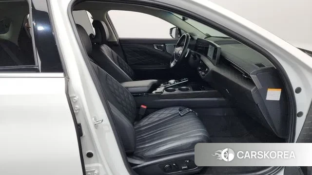 Kia K8 Hybrid 2023 Белый из Кореи, фото 2