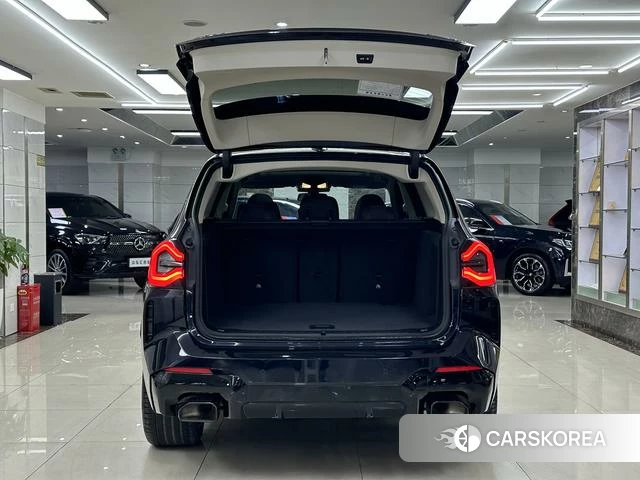 BMW X3 2022 Черный из Китая, фото 2