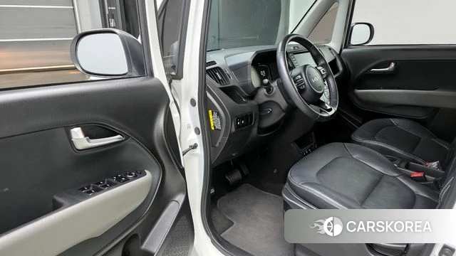 Kia The New Kia Ray 2023 Белый из Кореи, фото 2