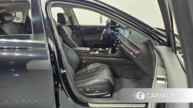 Genesis G80 (RG3) 2024 Черный из Кореи, фото 2