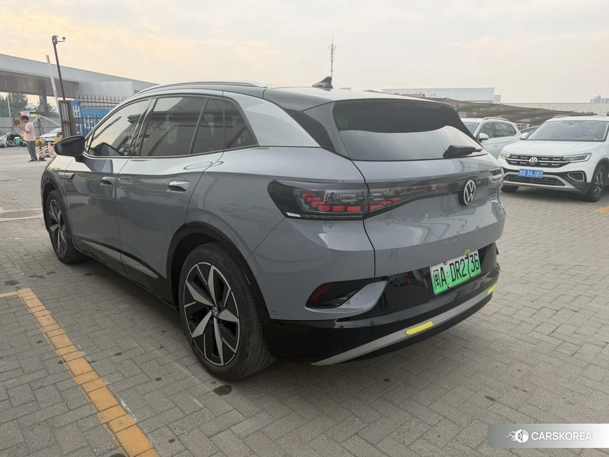 Volkswagen ID.4 CROZZ 2024 Темно-серый из Китая, фото 2